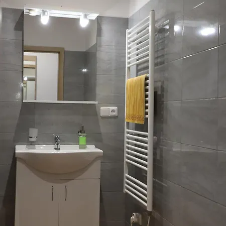 Kolik Aparthotel 3*